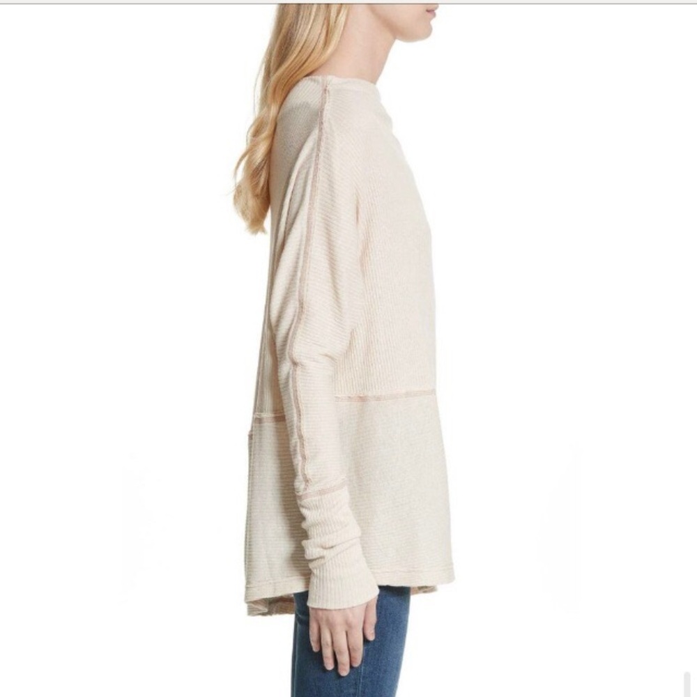 "We the Free/Free People" ribbed, oversized asymmetrical thermal top - size M - Picture 2 of 15